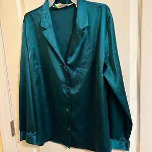 Victoria's Secret women’s Teal Satin pajama Top